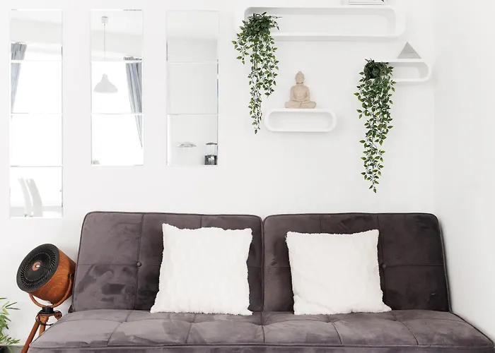 Large Modern *