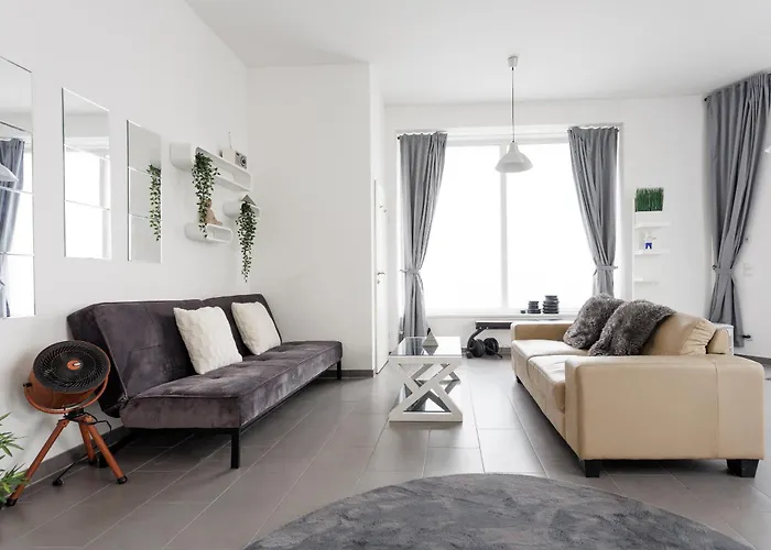Apartment Large Modern *
