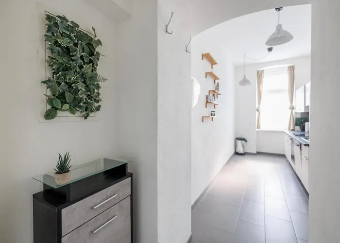 Apartment Large Modern