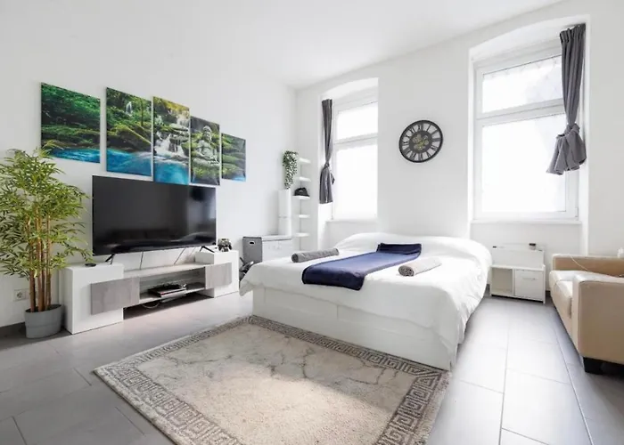 Apartment Large Modern